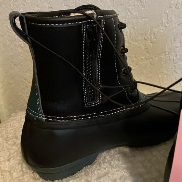 Serra Women’s Winter 3M Insulated Duck Boots size 8 brand new with tags, Blk - Picture 8 of 8